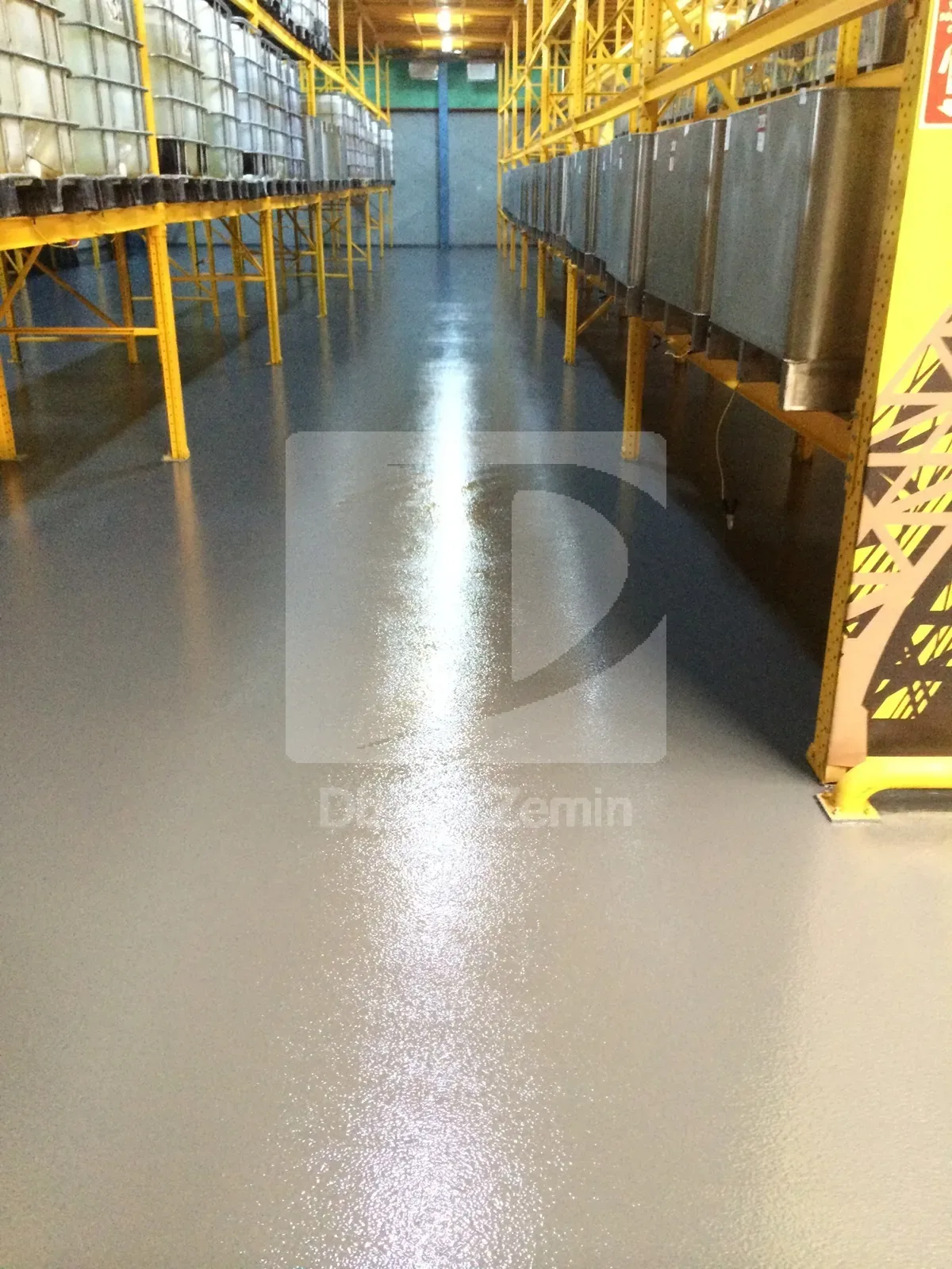 Depo raflı saha portakal kabuğu kaplama