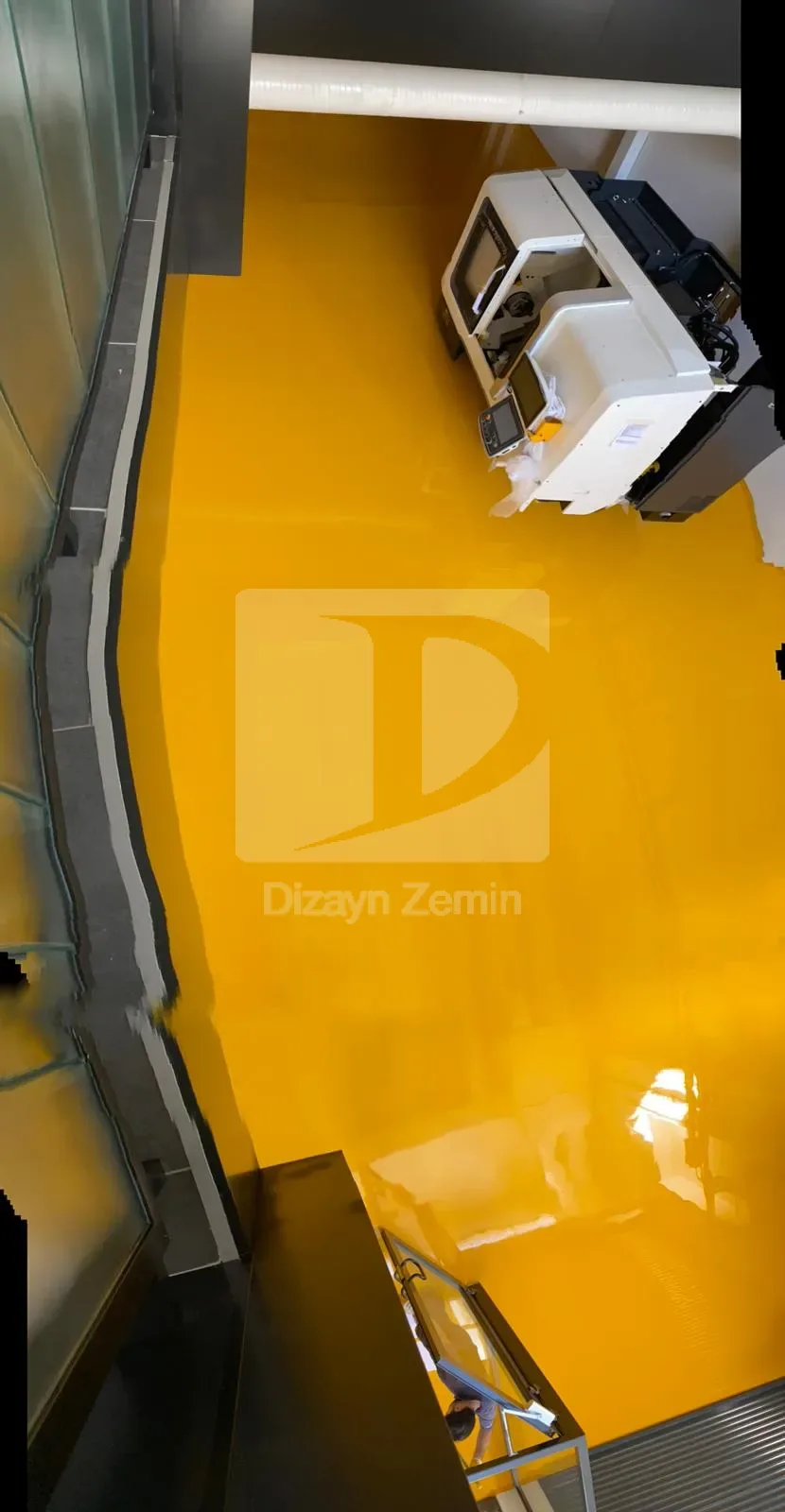 Self-levelling epoksi tamamlanmış yüzey