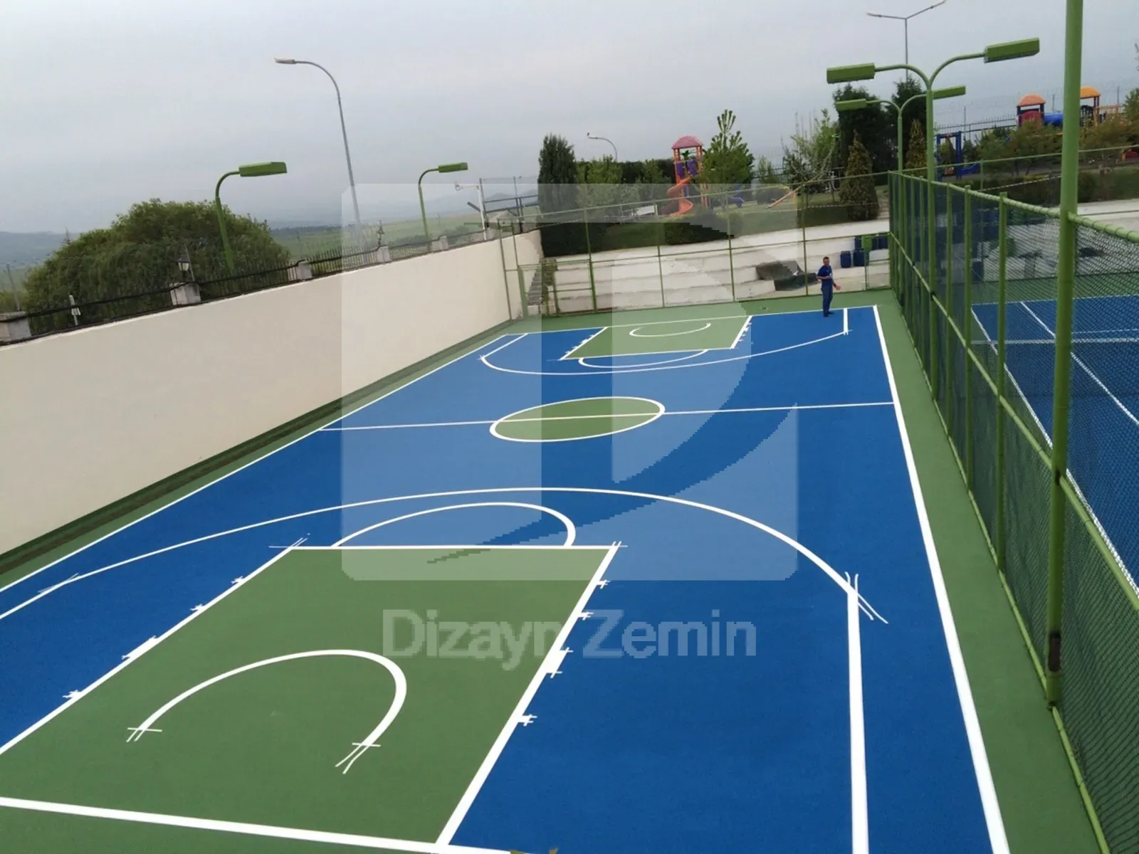 Spor sahası zemin kaplama