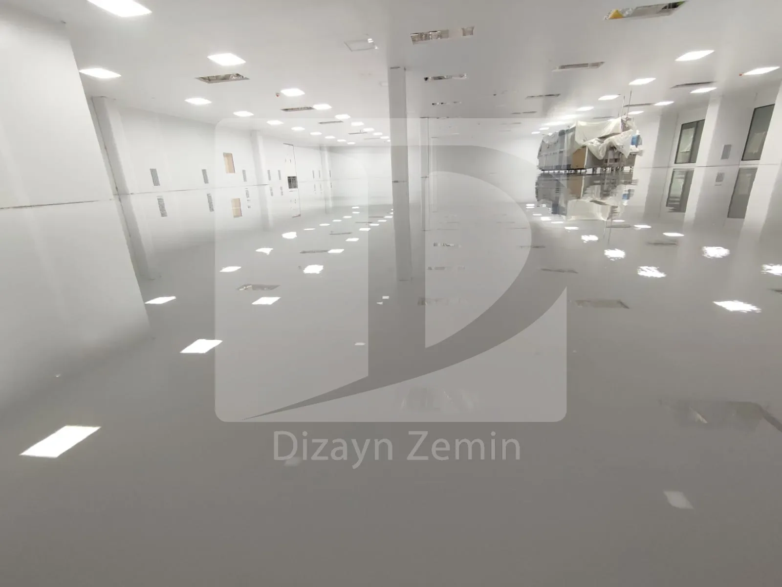 Fabrika epoksi zemin uygulaması