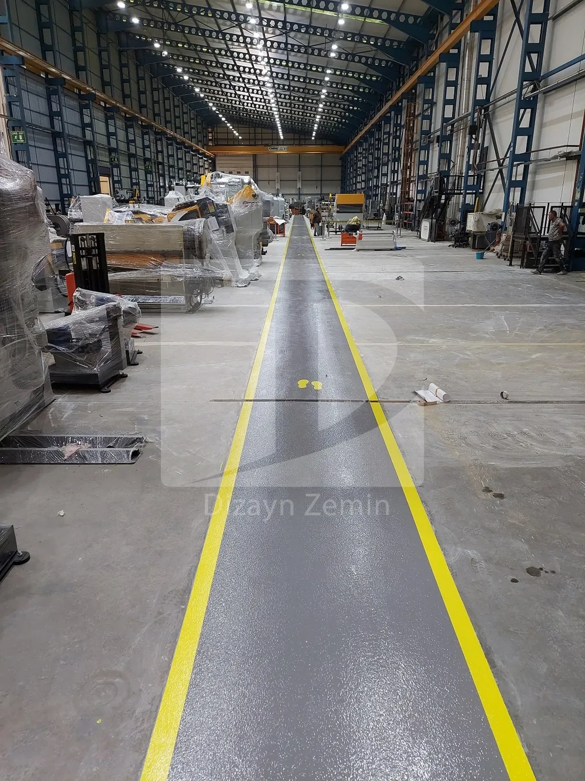 Makine Üretim Tesisinde Forklift Alanı Zemin Kaplama Yönlendirme ve Teslim 05
